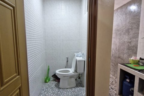 Townhouse in Hua Hin, Thailand 5 bedrooms № 146001 - photo 26