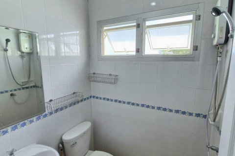 Townhouse in Hua Hin, Thailand 5 bedrooms № 146001 - photo 10