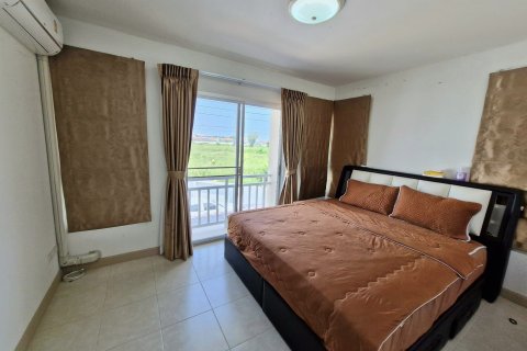 Townhouse in Hua Hin, Thailand 5 bedrooms № 146001 - photo 19