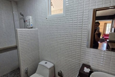 Townhouse in Hua Hin, Thailand 5 bedrooms № 146001 - photo 12