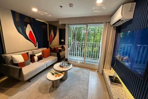 Кондоминиум с 2 спальнями в Банг Раке, Бангкок, Таиланд № 137167 - фото 2