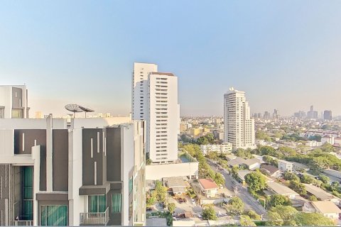 Студия в кондо в Ваттхане, Бангкок, Таиланд № 137168 - фото 10