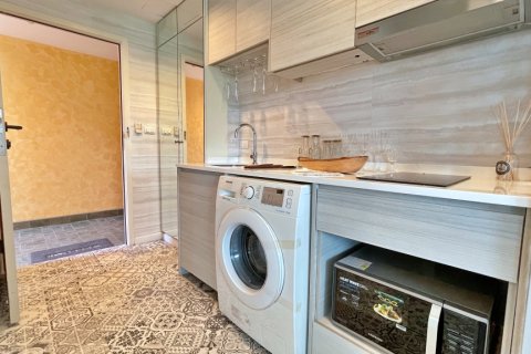 Condo in Hua Hin, Thailand, 4 bedrooms  № 168512 - photo 9