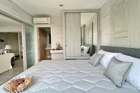 Condo in Hua Hin, Thailand, 4 bedrooms  № 168512 - photo 25