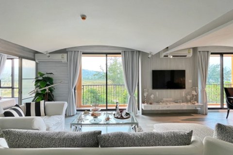 Condo in Hua Hin, Thailand, 4 bedrooms  № 168512 - photo 18