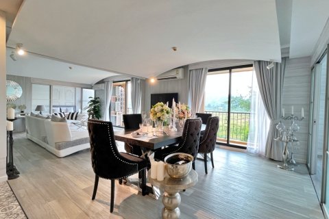 Condo in Hua Hin, Thailand, 4 bedrooms  № 168512 - photo 14