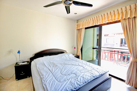 Townhouse in Cha-am, Thailand 3 bedrooms № 168515 - photo 19