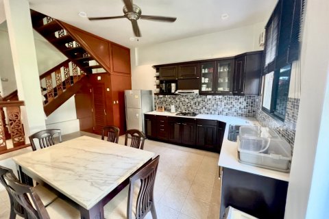 Townhouse in Cha-am, Thailand 3 bedrooms № 168515 - photo 18