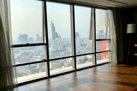Condo à Sathon, Bangkok, Thaïlande, 2 chambres  № 154005 - photo 11