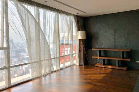 Condo à Sathon, Bangkok, Thaïlande, 2 chambres  № 154005 - photo 2