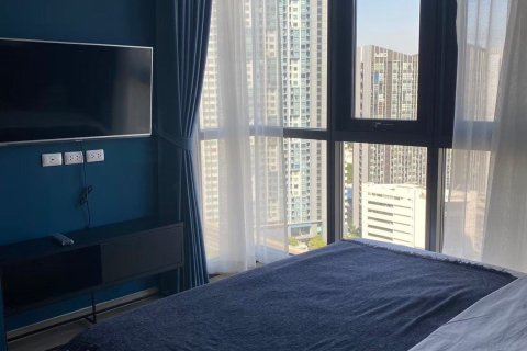 Кондоминиум с 2 спальнями в Бангкапи, Бангкок, Таиланд № 154009 - фото 10