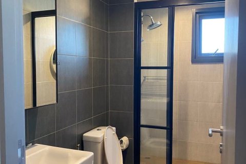 Кондоминиум с 2 спальнями в Бангкапи, Бангкок, Таиланд № 154009 - фото 11