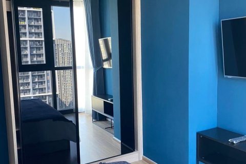 Кондоминиум с 2 спальнями в Бангкапи, Бангкок, Таиланд № 154009 - фото 12