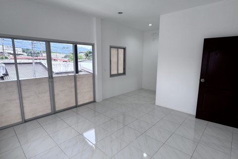 House in Phuket, Thailand 3 bedrooms № 154007 - photo 18