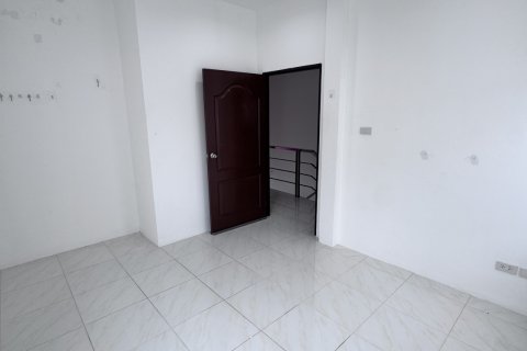 House in Phuket, Thailand 3 bedrooms № 154007 - photo 20