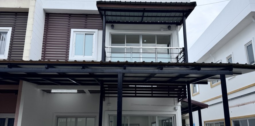 House in Phuket, Thailand 3 bedrooms № 154007