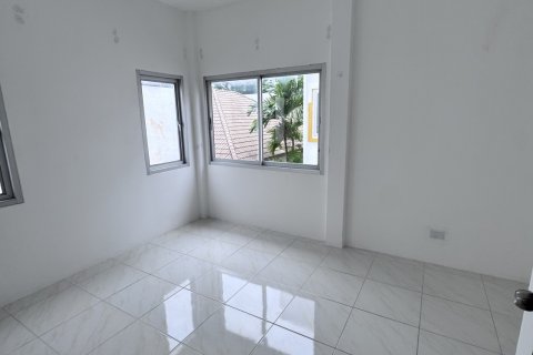 House in Phuket, Thailand 3 bedrooms № 154007 - photo 11