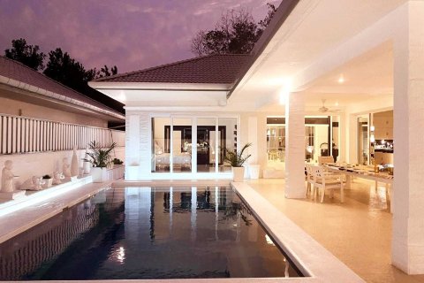 Villa in Pa Klok, Thailand 2 bedrooms № 159665 - photo 6