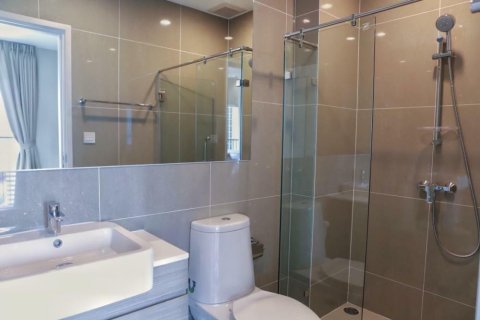 Кондоминиум с 2 спальнями в Хуай Кванге, Бангкок, Таиланд № 159666 - фото 21