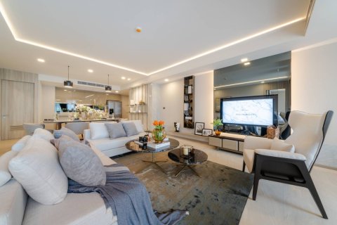 Condo à Bangkok, Thaïlande, 3 chambres  № 181174 - photo 15