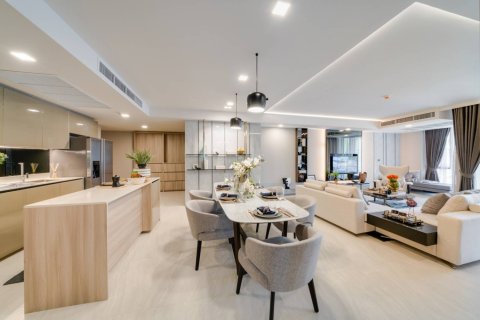 Condo à Bangkok, Thaïlande, 3 chambres  № 181174 - photo 1