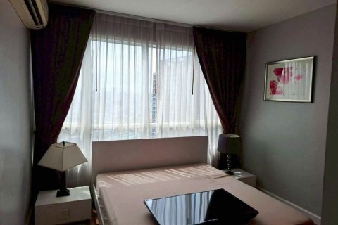 Condo in Bangkok, Thailand, 3 bedrooms  № 66707 - photo 6