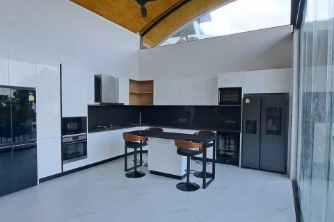 Villa in Ko Samui, Thailand 3 bedrooms № 161887 - photo 2