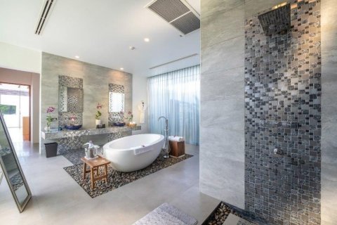 Villa in Kathu, Thailand 6 bedrooms № 161883 - photo 20