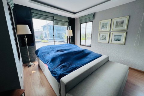 House in Suan Luang, Bangkok, Thailand 7 bedrooms № 161884 - photo 11