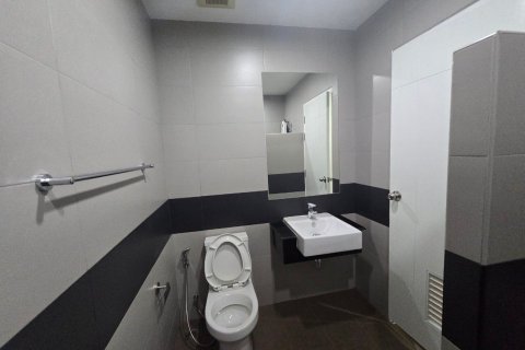 Таунхаус в Ванг Тонг Ланге, Бангкок, Таиланд с 3 спальнями  № 152933 - фото 17