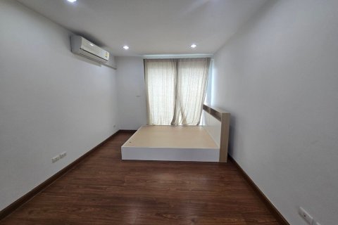 Таунхаус в Ванг Тонг Ланге, Бангкок, Таиланд с 3 спальнями  № 152933 - фото 30