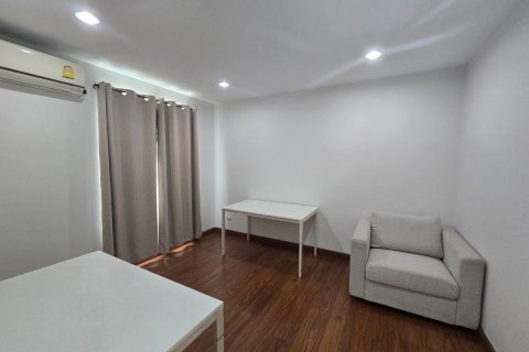 Таунхаус в Ванг Тонг Ланге, Бангкок, Таиланд с 3 спальнями  № 152933 - фото 23