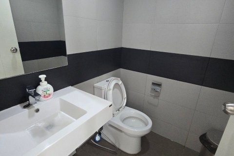 Таунхаус в Ванг Тонг Ланге, Бангкок, Таиланд с 3 спальнями  № 152933 - фото 11