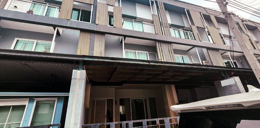 Таунхаус в Ванг Тонг Ланге, Бангкок, Таиланд с 3 спальнями  № 152933