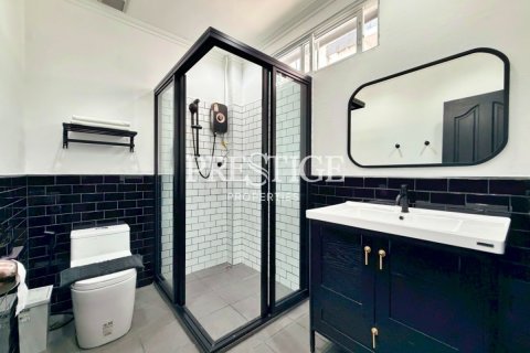 House in Pattaya, Thailand 3 bedrooms № 197939 - photo 17