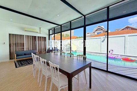 House in Pattaya, Thailand 3 bedrooms № 197939 - photo 6