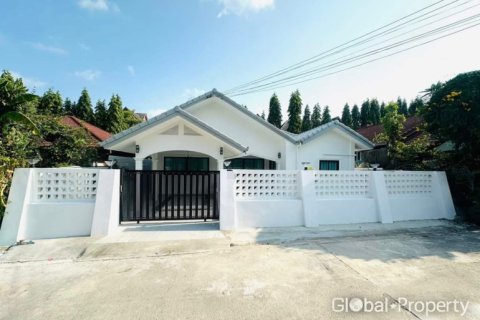 House in Pattaya, Thailand 3 bedrooms № 177813