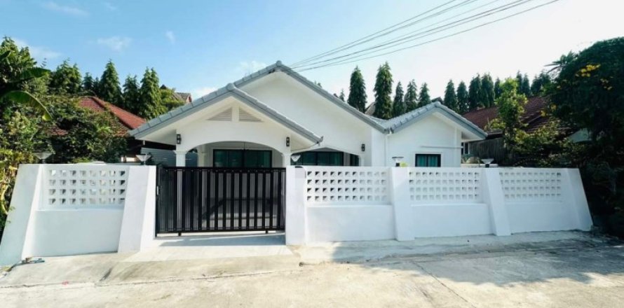 House in Pattaya, Thailand 3 bedrooms № 177813