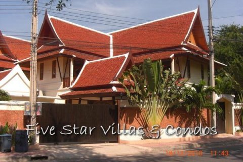 Haus in Pattaya, Thailand 3 Schlafzimmer № 223070