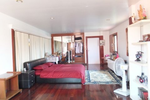 Haus in Pattaya, Thailand 5 Schlafzimmer № 223073 - Foto 10