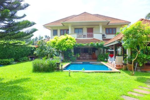 Haus in Pattaya, Thailand 5 Schlafzimmer № 223073 - Foto 1