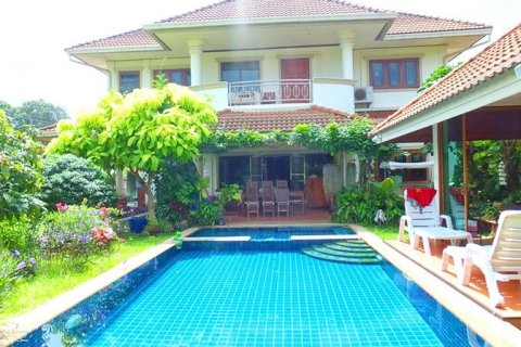 Haus in Pattaya, Thailand 5 Schlafzimmer № 223073 - Foto 3