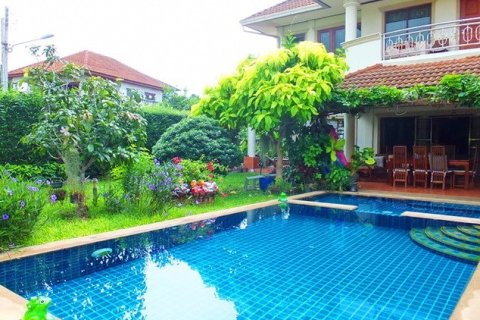 Haus in Pattaya, Thailand 5 Schlafzimmer № 223073 - Foto 4