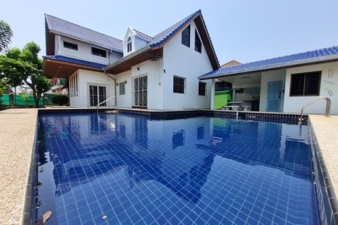 Haus in Pattaya, Thailand 4 Schlafzimmer № 223068