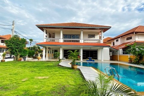 Haus auf Jomtien Beach, Pattaya, Thailand 4 Schlafzimmer № 223072 - Foto 1