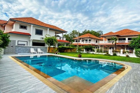 Haus auf Jomtien Beach, Pattaya, Thailand 4 Schlafzimmer № 223072 - Foto 4