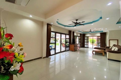 Haus auf Jomtien Beach, Pattaya, Thailand 4 Schlafzimmer № 223072 - Foto 5