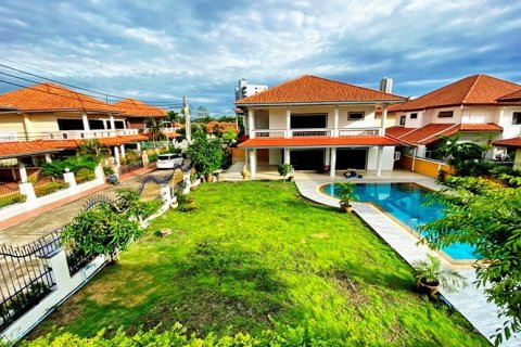 Haus auf Jomtien Beach, Pattaya, Thailand 4 Schlafzimmer № 223072 - Foto 2