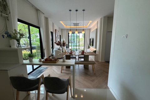 Таунхаус в Паттайе, Таиланд с 3 спальнями  № 165158 - фото 8