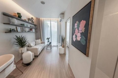 Condo in Bangkok, Thailand, 1 bedroom  № 114325 - photo 2